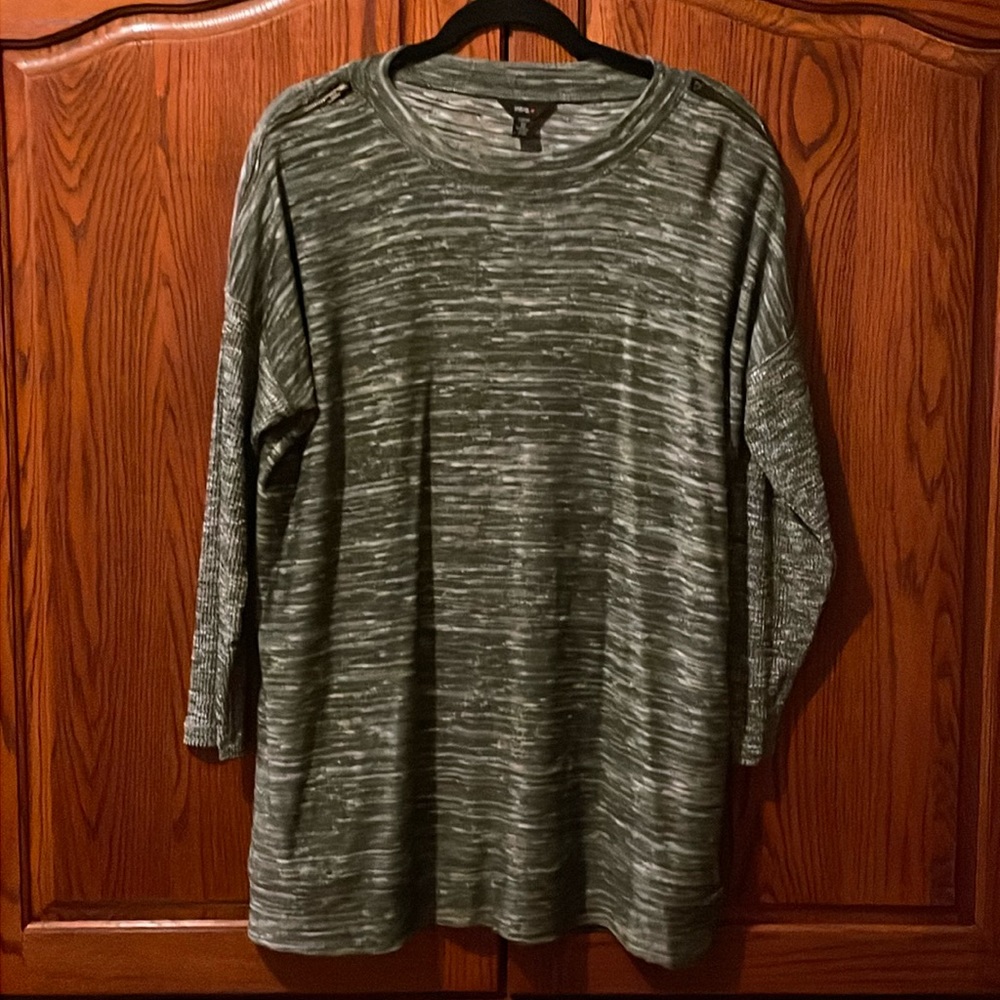 intro. Sweater